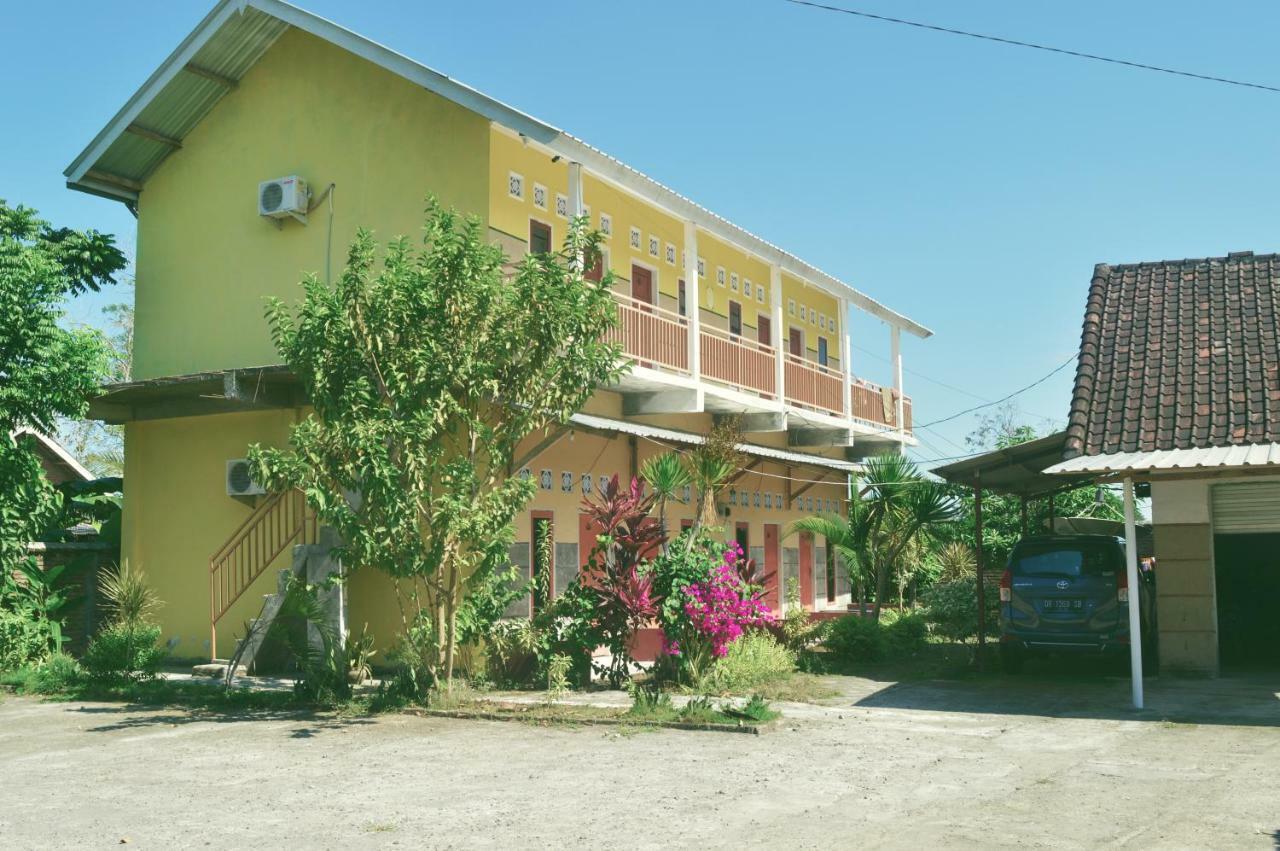 Alan'S Homestay Kuripan  Εξωτερικό φωτογραφία